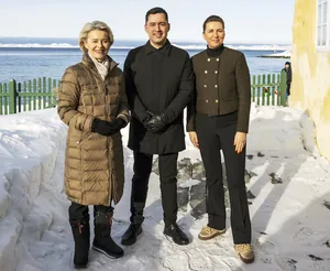 Commission President Ursula von der Leyen, Greenland's Prime Minister Mute Bourup Egede and Denmark's Prime Minister Mette Frederiksen on the day of the opening of the new EU office in Nuuk, 15 March 2024